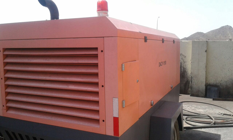 Hanthing Diesel Portable Air Compressor for Sandblasting in Oman